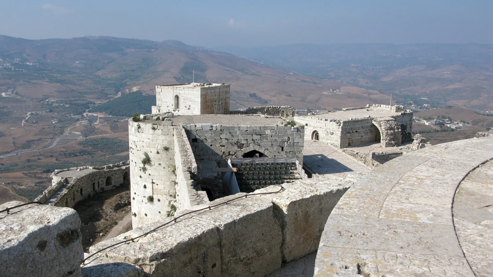 View along the inner and outer walls and towers of Krak des Chevaliers